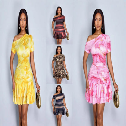 Elegant Printed One-shoulder Maxi Dress With A High Waist And A Figure-hugging Fit