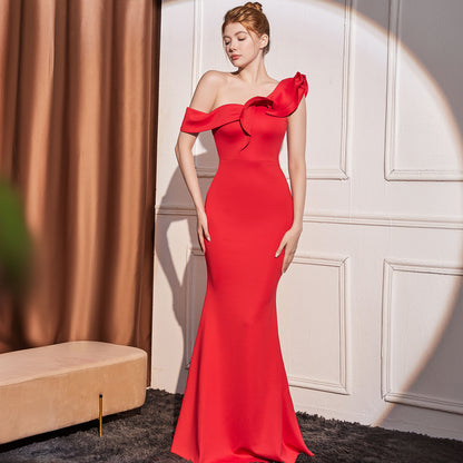 High-end Slant Shoulder Slimming Long Dress