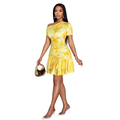 Elegant Printed One-shoulder Maxi Dress With A High Waist And A Figure-hugging Fit