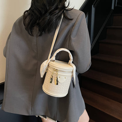 High-grade Stitching Fashion Rhombus Trendy Casual Simple Shoulder Messenger Bag