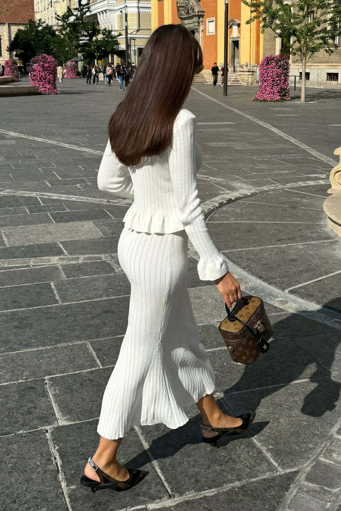 French-style Socialite High-end V-neck Knitted Two-piece Set, Fashionable Cardigan And Long Skirt Set With Buttoned Pencil Skirt